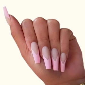 Press on nails